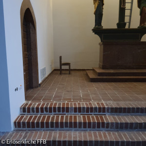 Stufen fertig verfugt